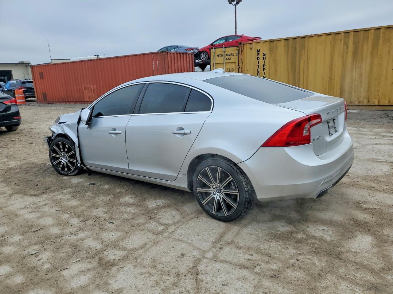2017 Volvo S60 Premier - Фото 2