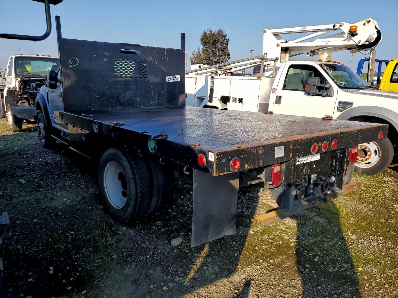 2019 Ford F550 Super Duty - Фото 2