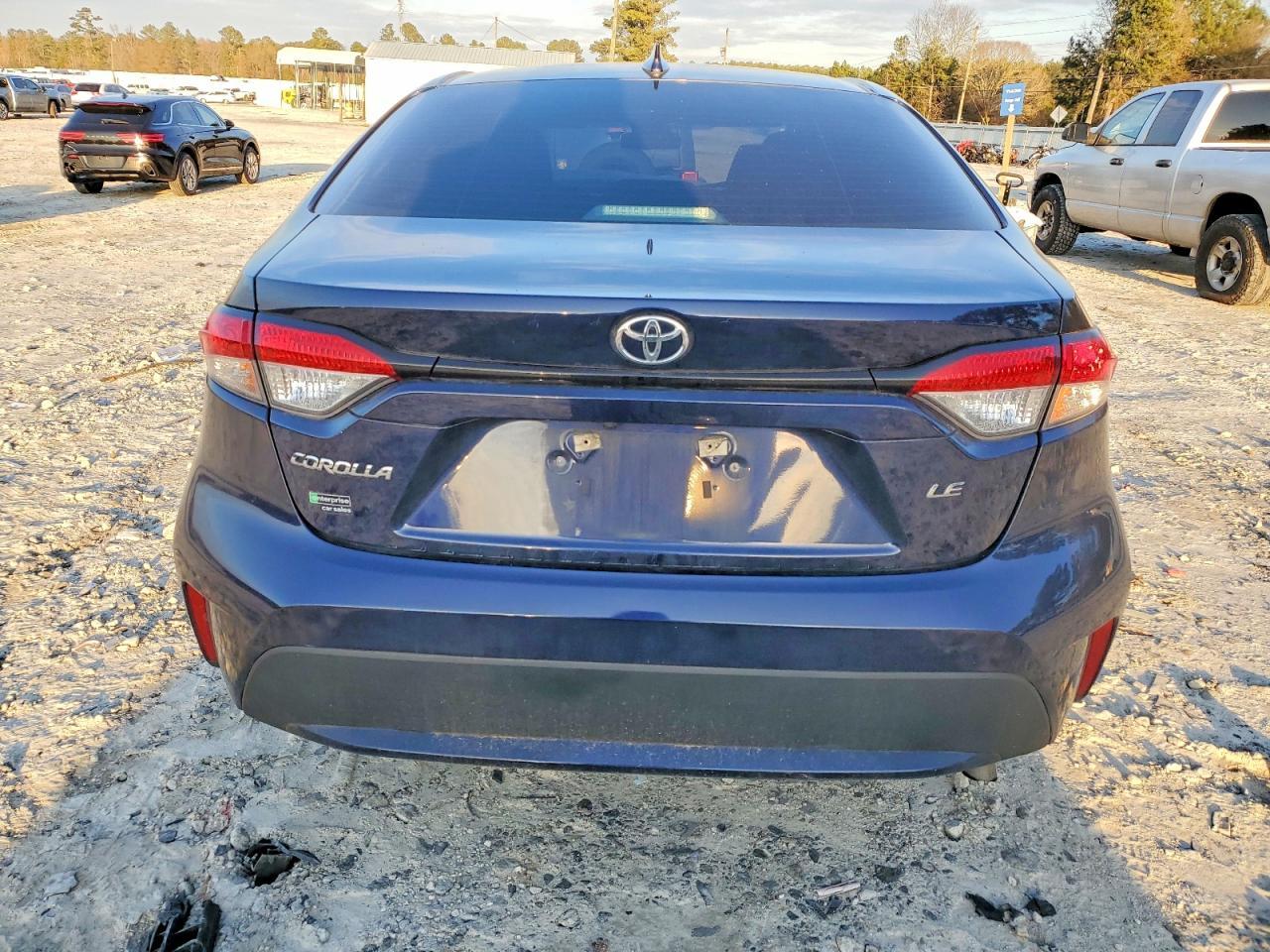 2021 Toyota Corolla Le - Image 6