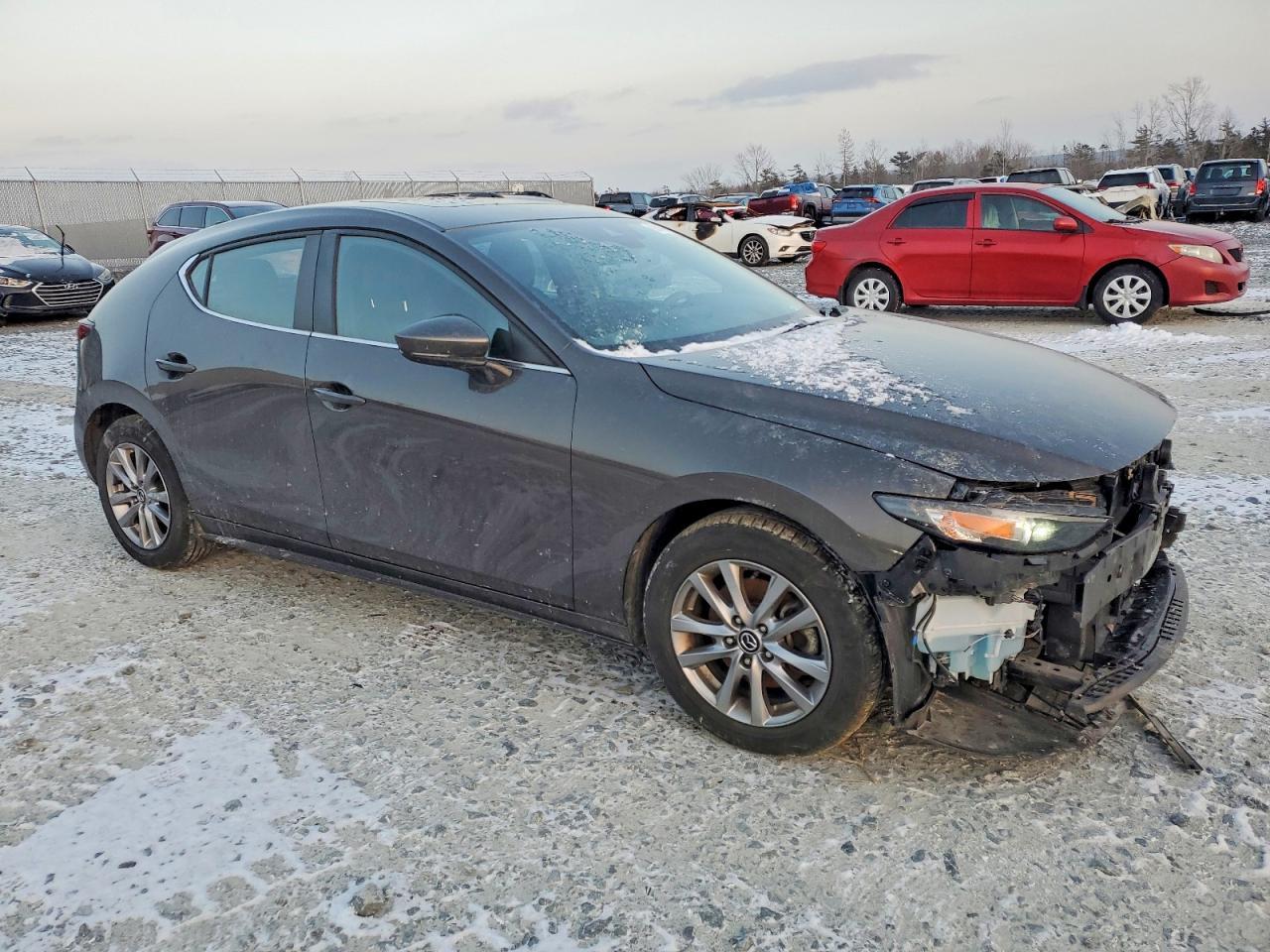 2019 Mazda 3 Preferred Plus - Фото 4