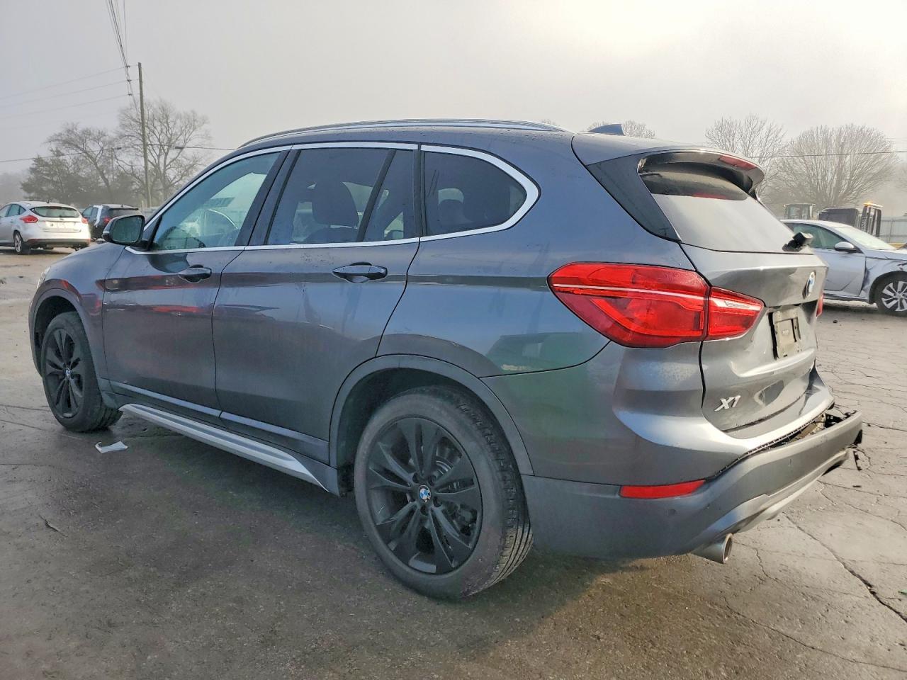 2020 BMW X1 Sdrive28I - Фото 2