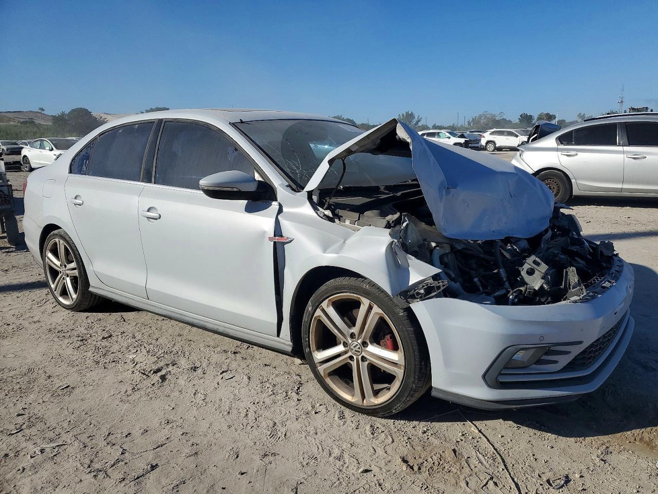 2017 Volkswagen Jetta Gli - Фото 4