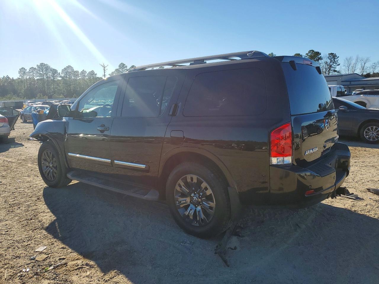 2015 Nissan Armada Platinum - Image 2