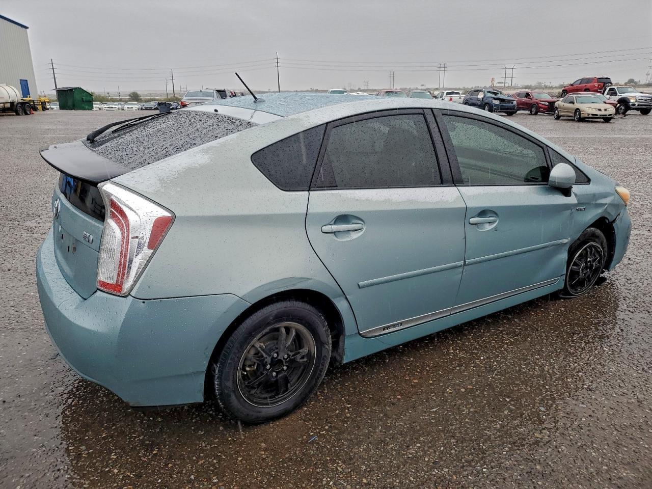 2014 Toyota Prius - Фото 3