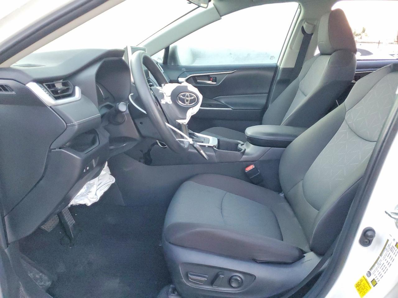 2024 Toyota Rav4 Xle - Фото 7