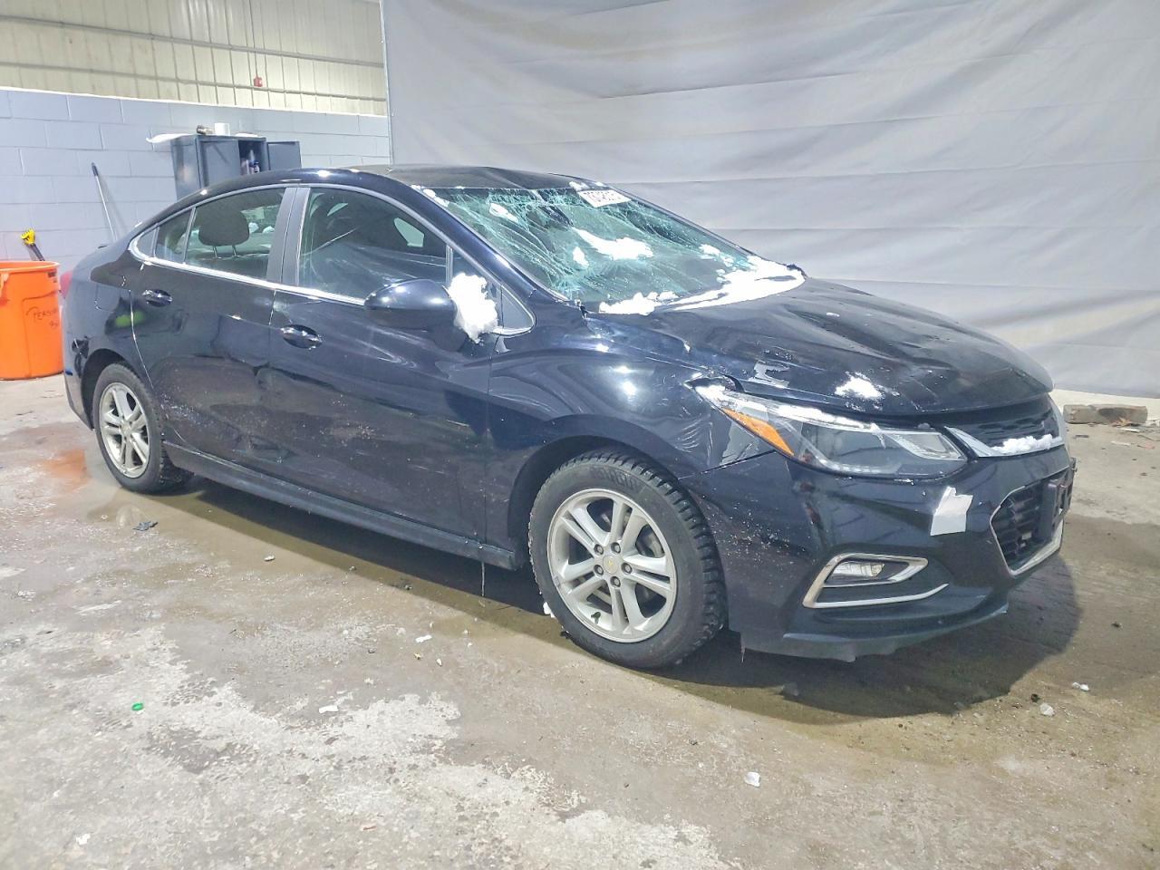 2018 Chevrolet Cruze Lt - Image 4