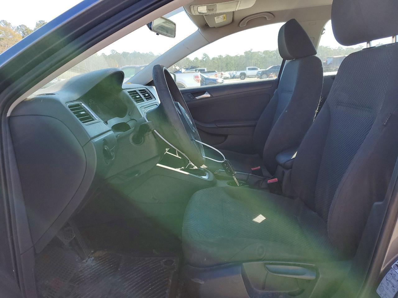 2014 Volkswagen Jetta Base - Image 7