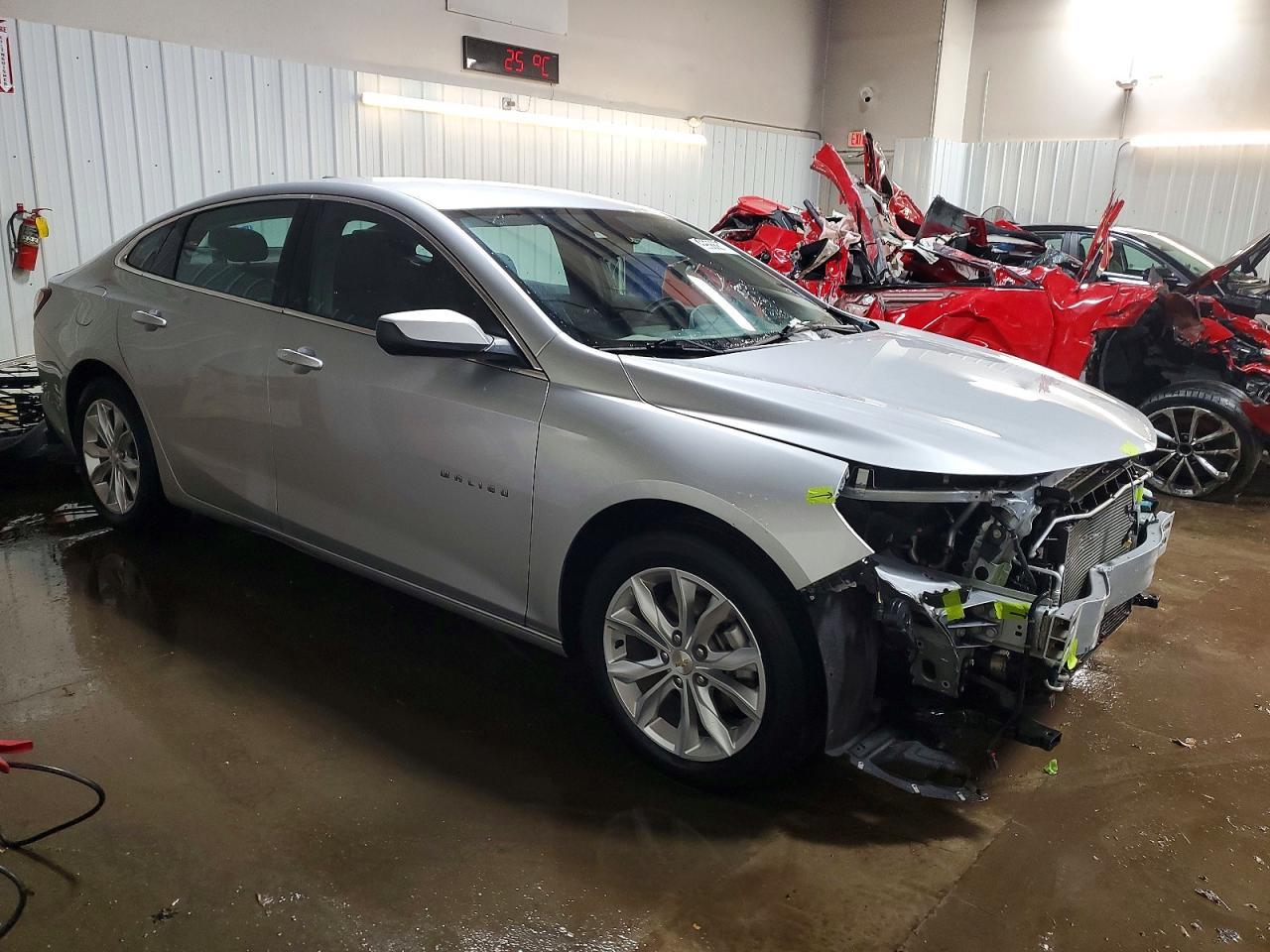 2022 Chevrolet Malibu Lt - Image 4