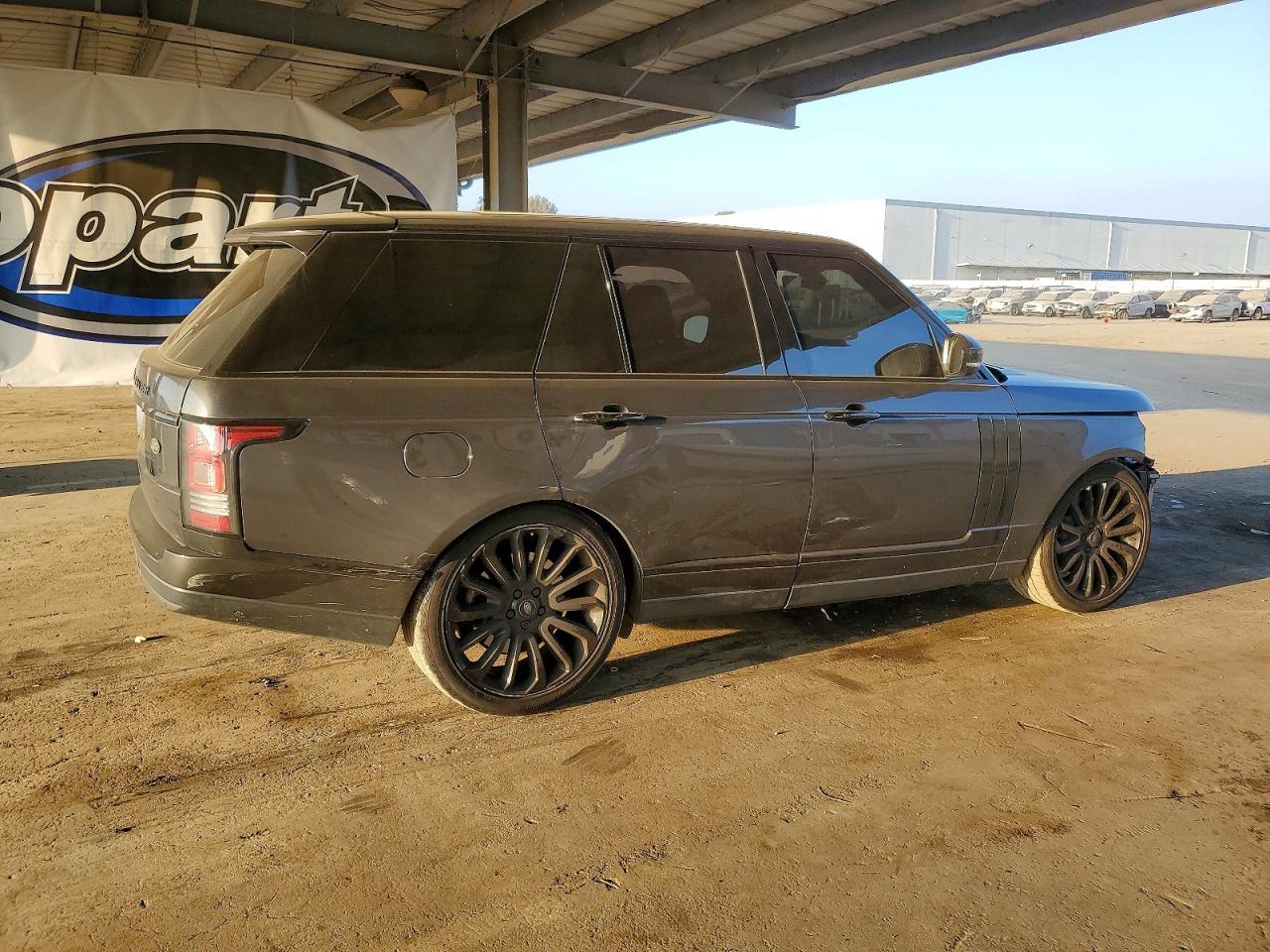 2017 Land Rover Range Rover Supercharged - Фото 3