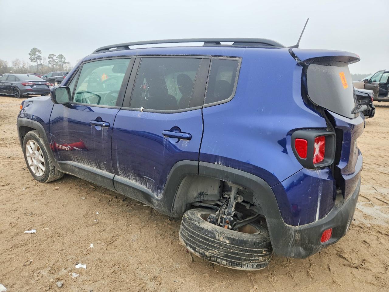 2021 Jeep Renegade Latitude - Фото 2