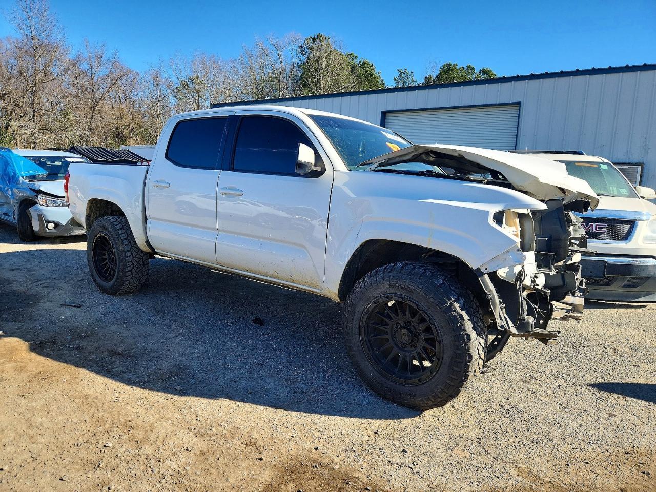 2017 Toyota Tacoma Double Cab - Фото 4