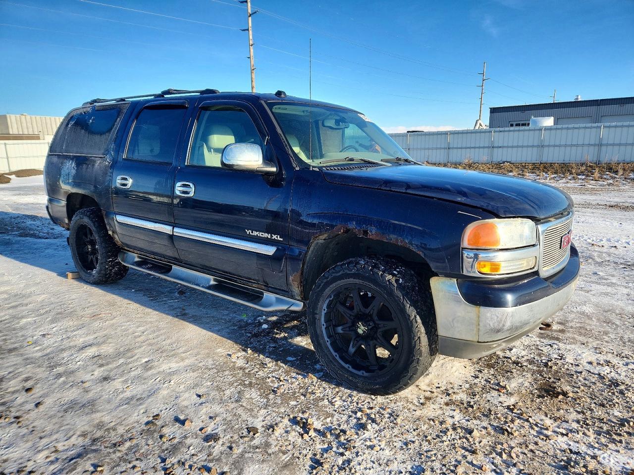 2004 GMC Yukon Xl - Image 4