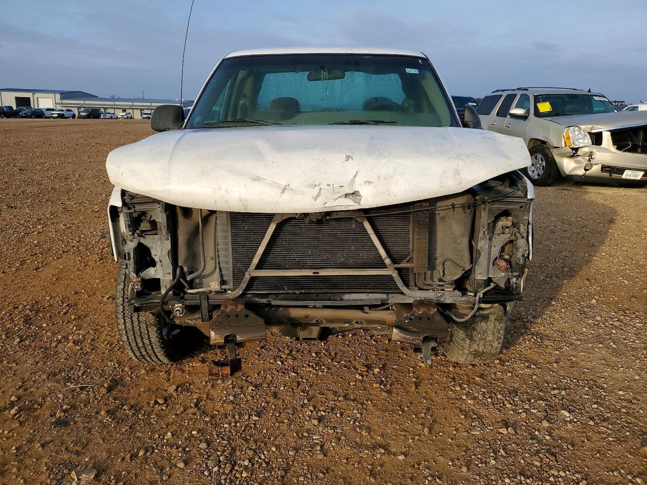 2001 GMC New Sierra C1500 - Фото 5