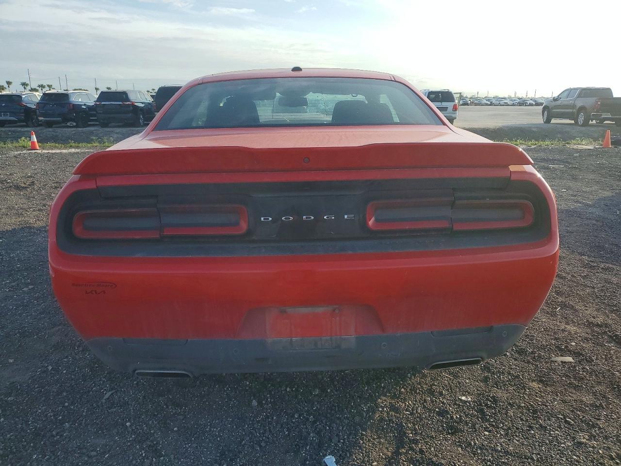2022 Dodge Challenger Gt - Image 6