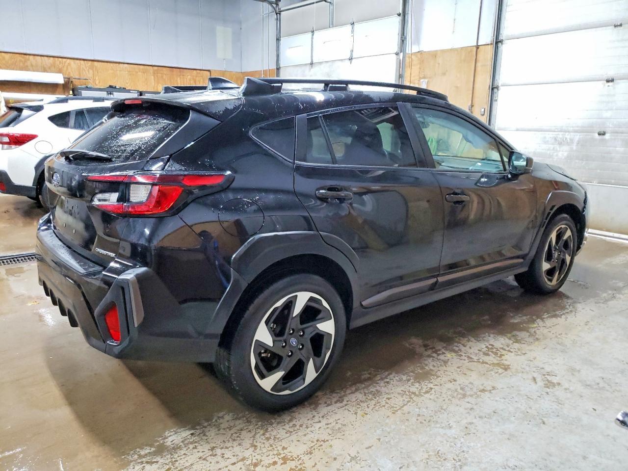 2024 Subaru Crosstrek Limited - Фото 3