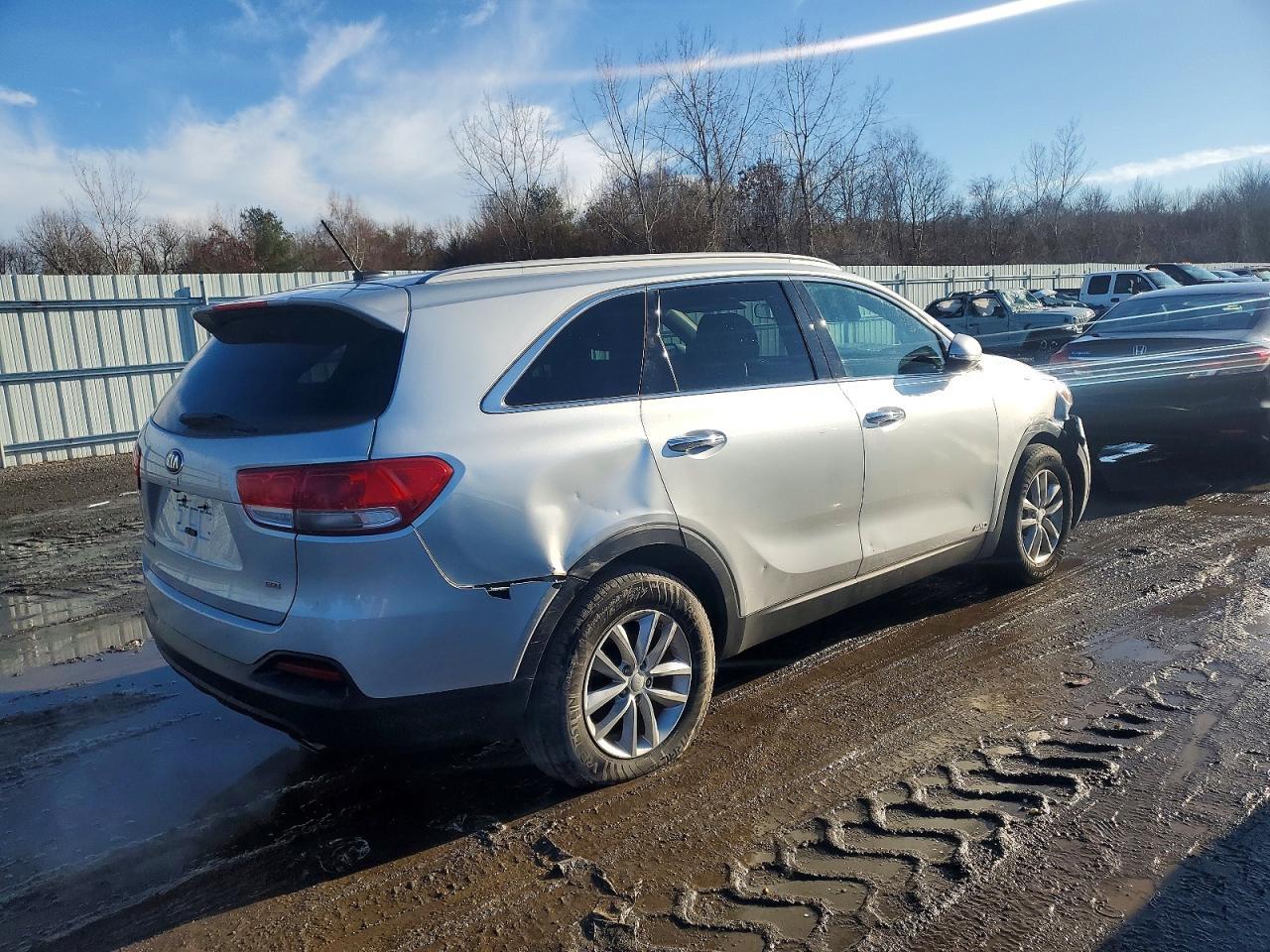 2017 Kia Sorento Lx - Фото 3
