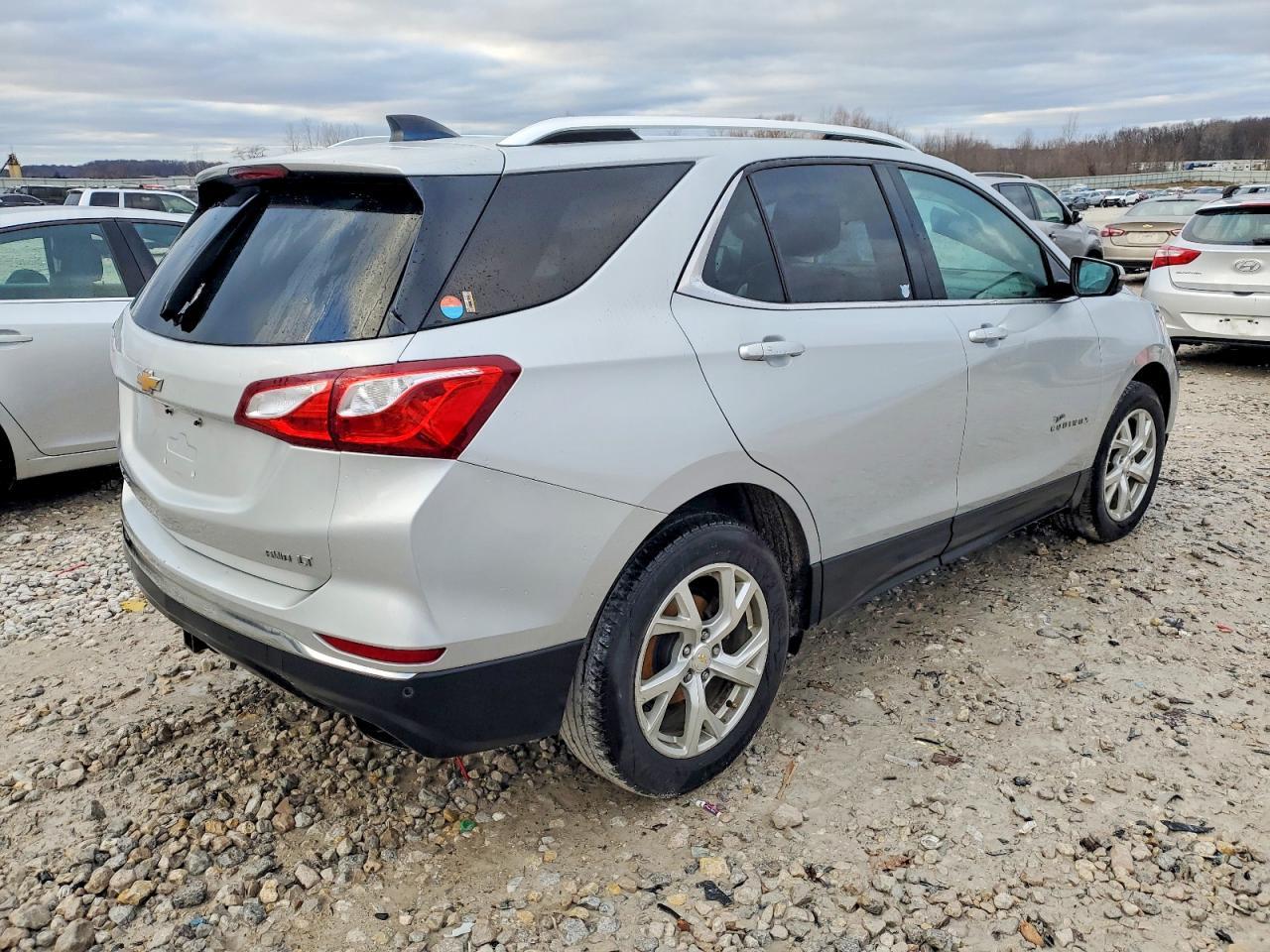 2018 Chevrolet Equinox Lt - Фото 3