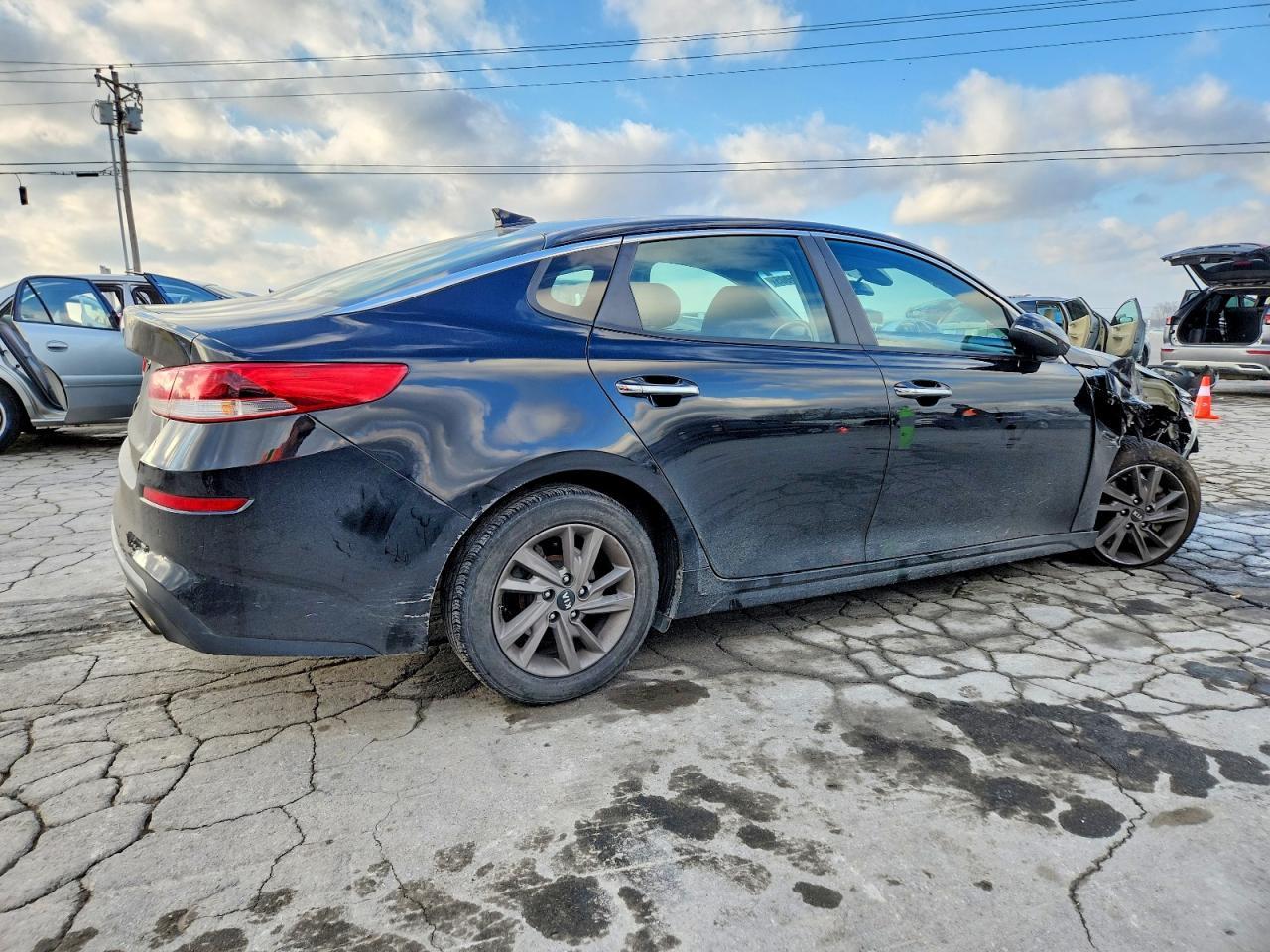 2020 Kia Optima Lx - Фото 3