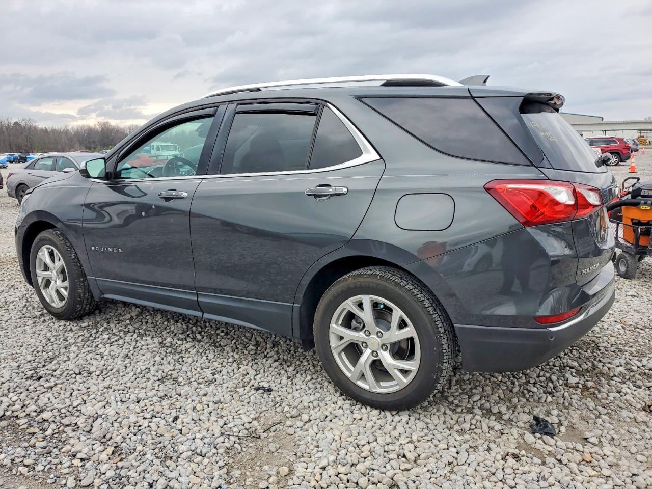 2018 Chevrolet Equinox Premier - Image 2