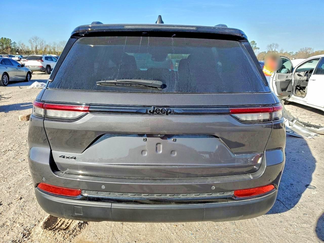 2024 Jeep Grand Cherokee Laredo - Фото 6