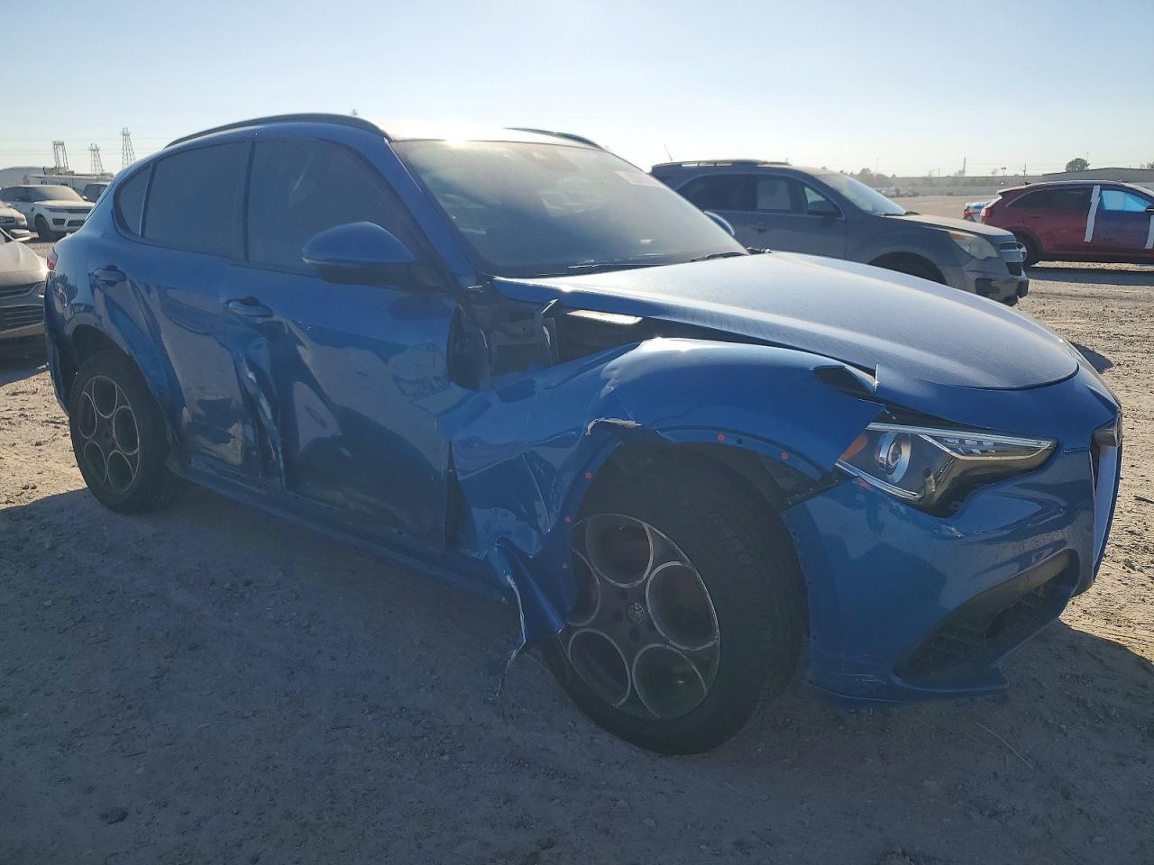 2020 Alfa Romeo Stelvio - Фото 4