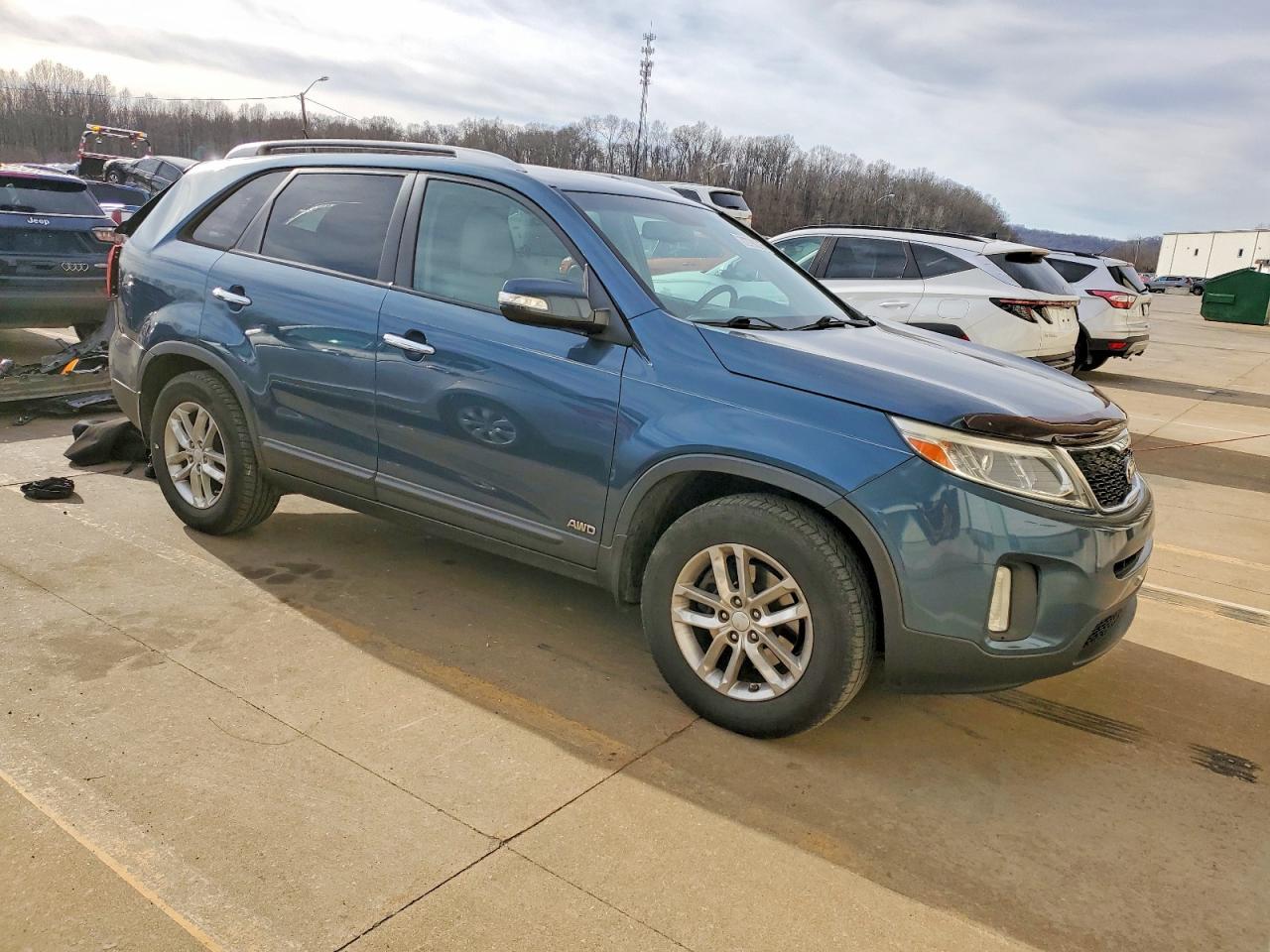 2015 Kia Sorento Lx - Image 4
