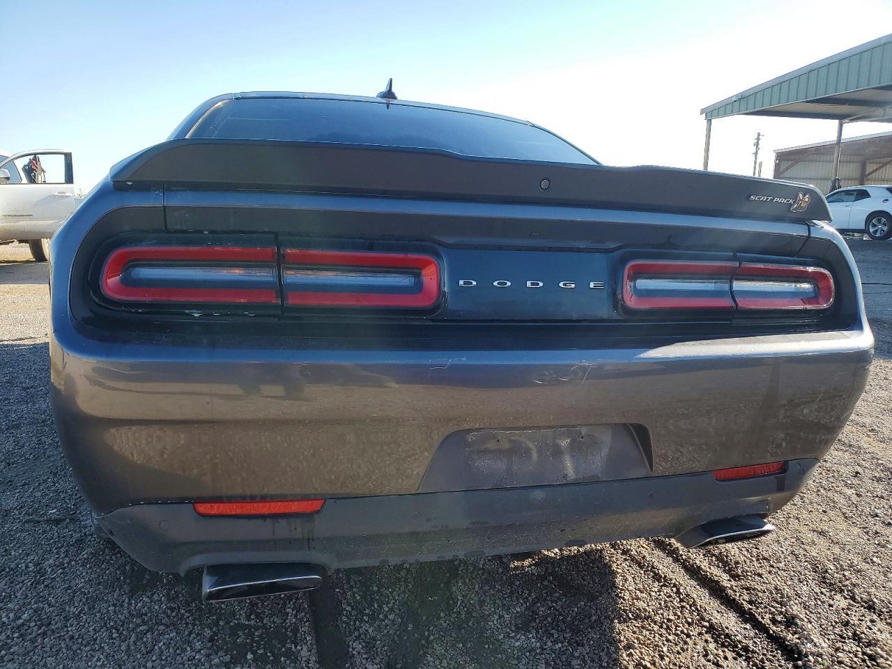 2022 Dodge Challenger R - Фото 6