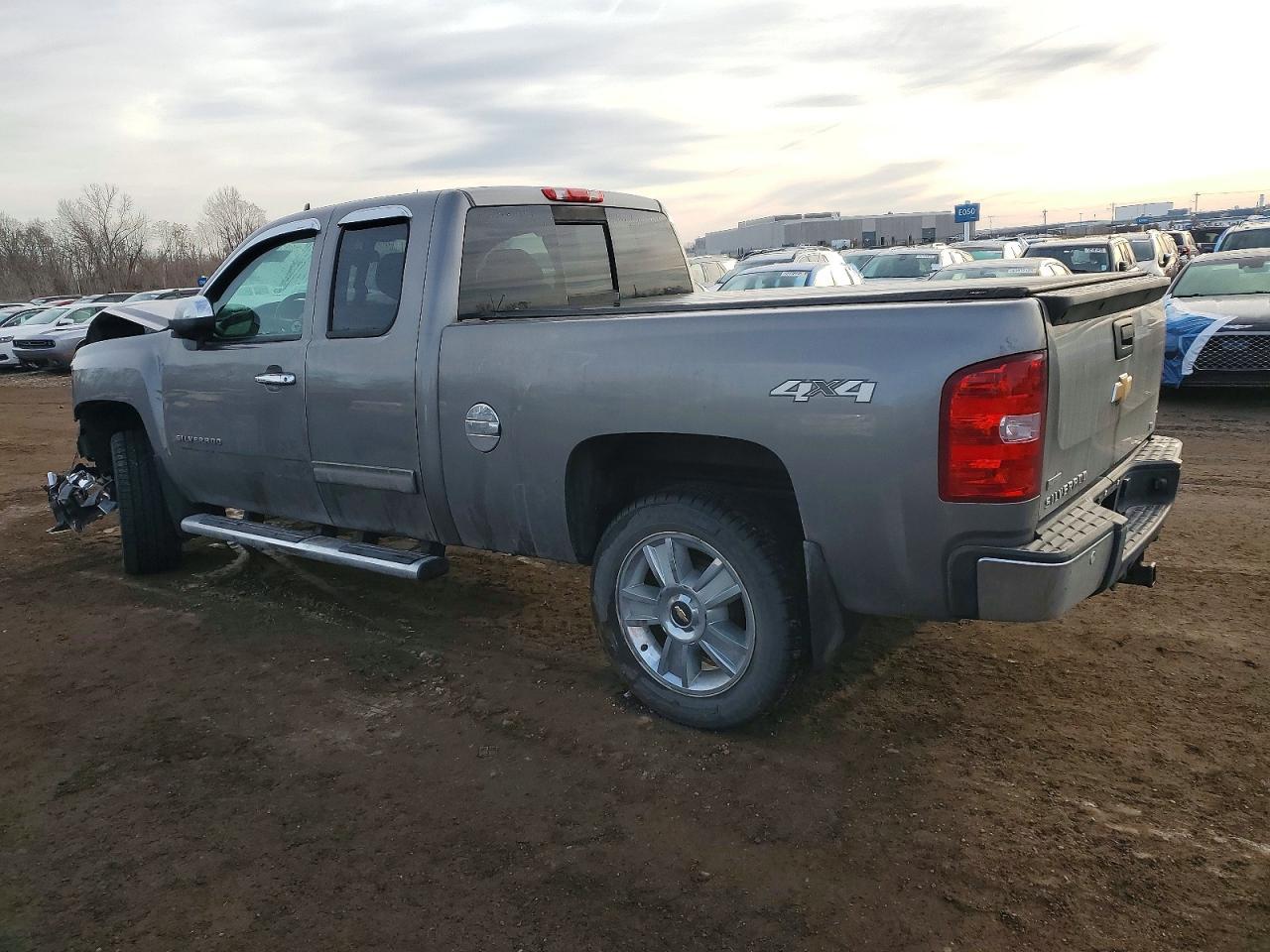 2012 Chevrolet Silverado K1500 Lt - Фото 2