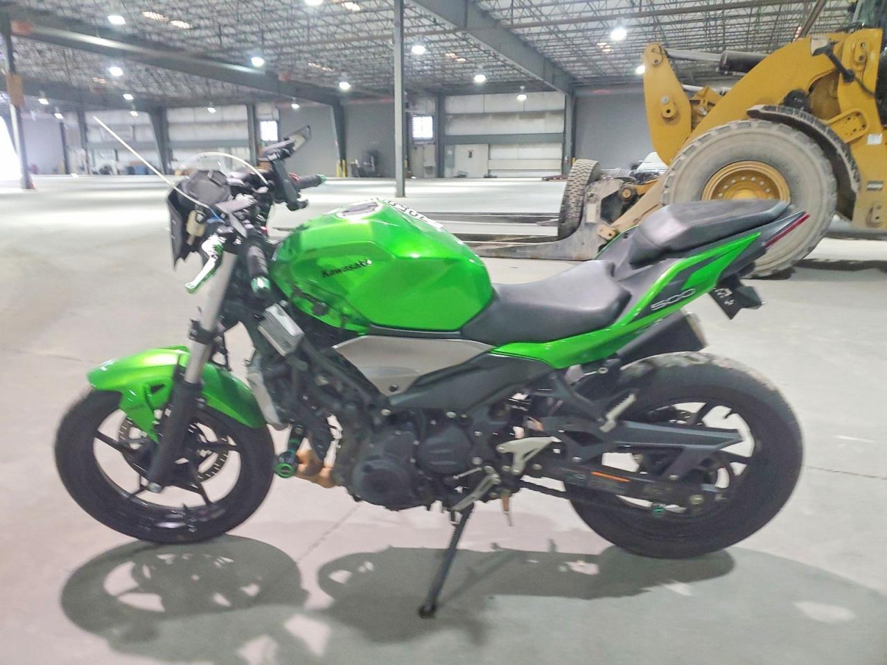 2024 Kawasaki Er500 - Фото 3