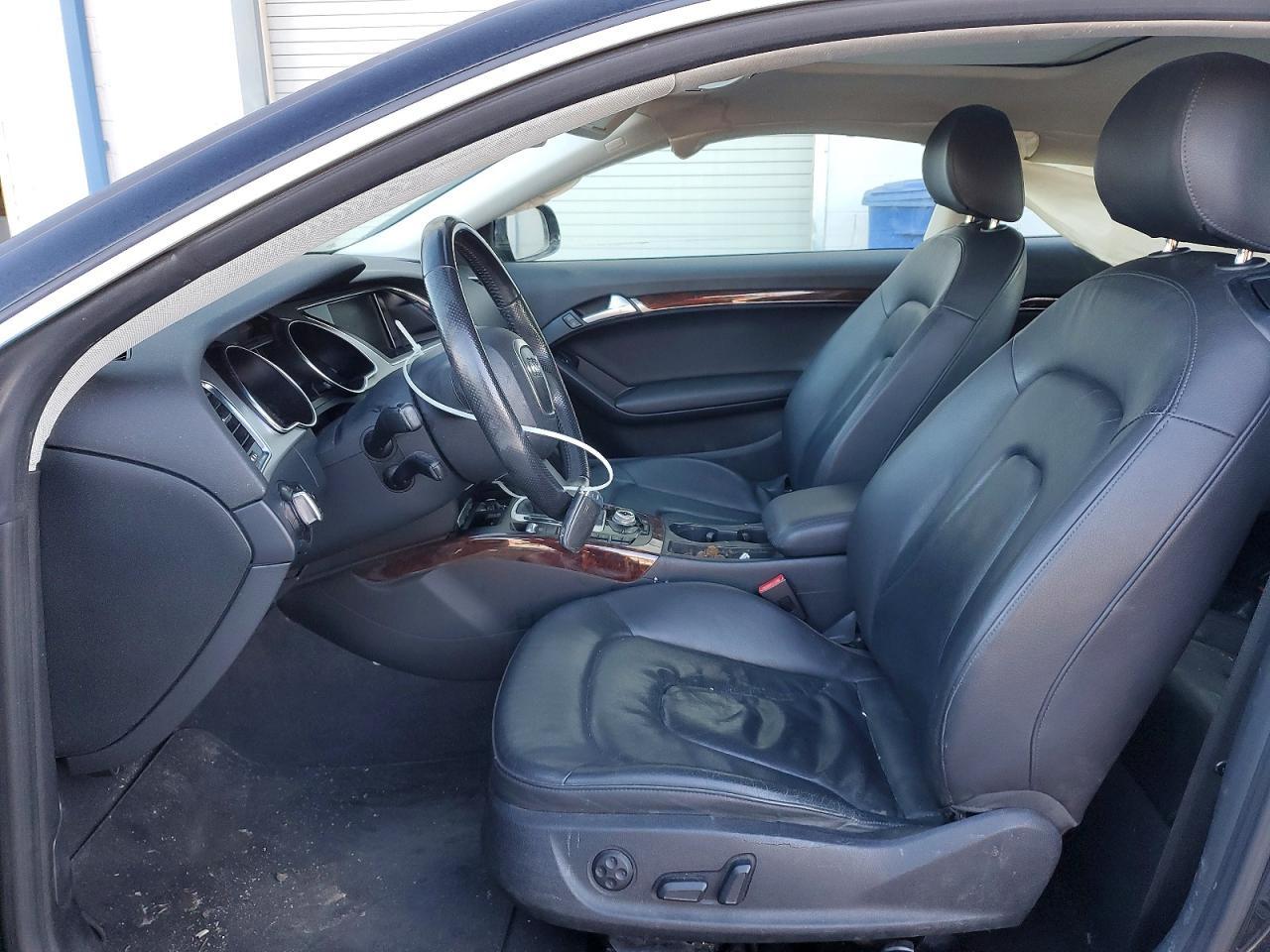 2010 Audi A5 Premium Plus - Фото 7
