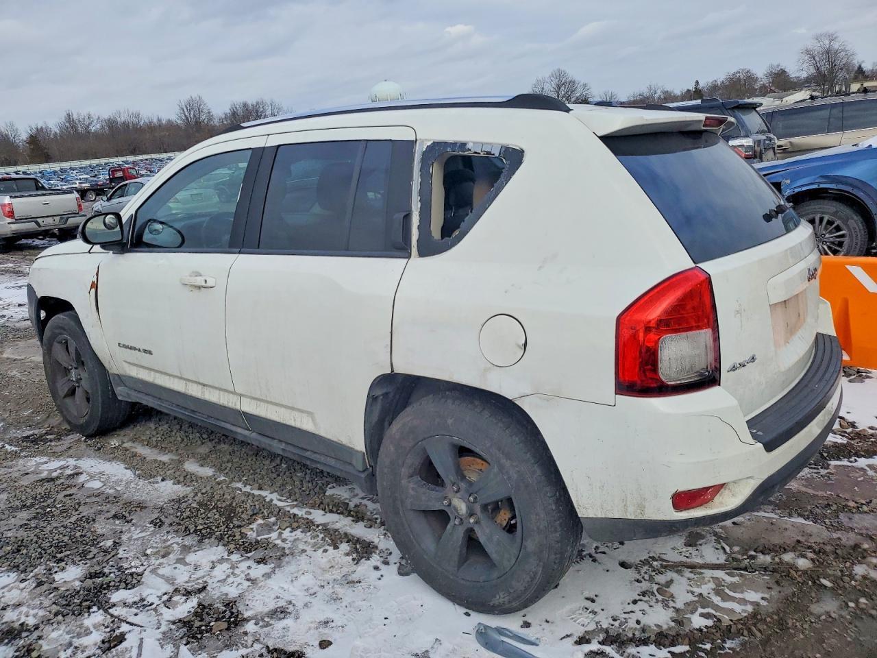 2011 Jeep Compass Sport - Фото 2