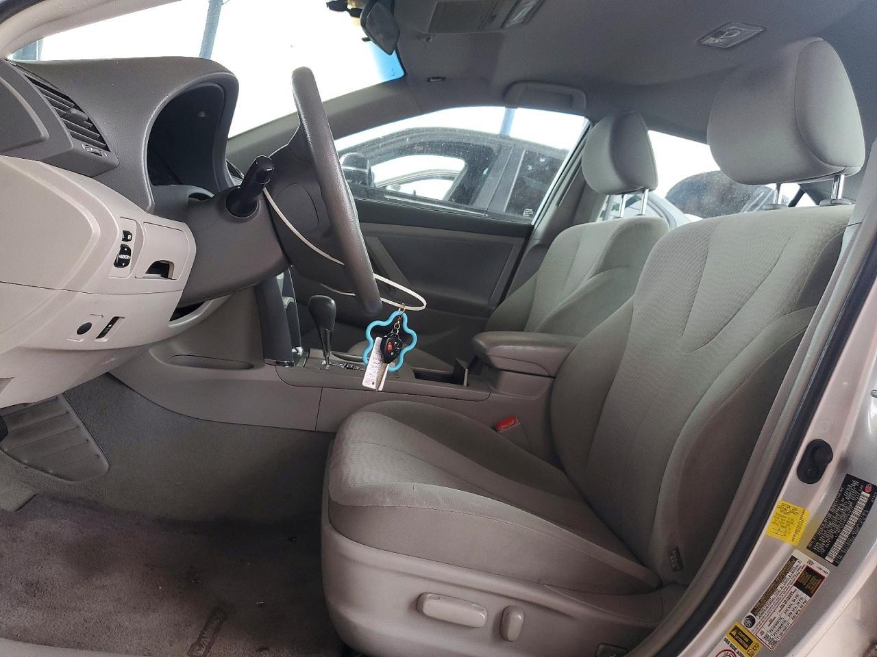 2011 Toyota Camry Base - Фото 7