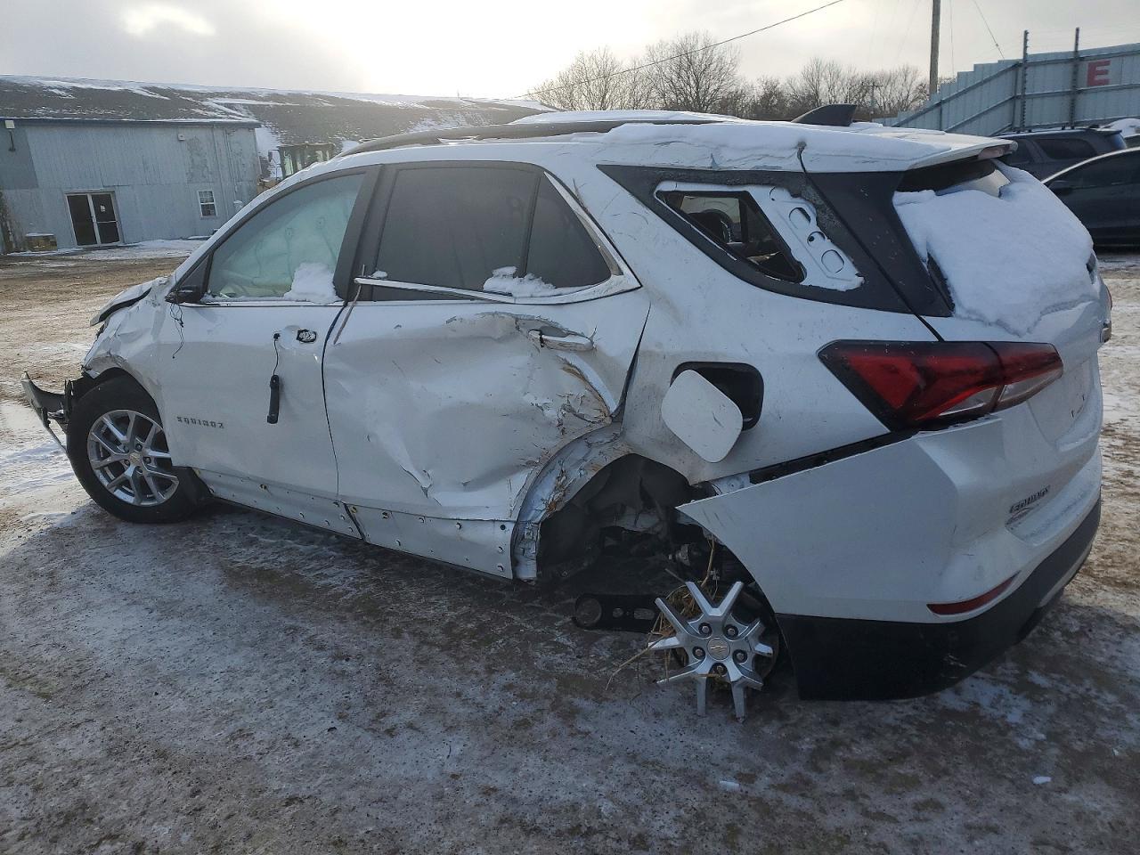 2022 Chevrolet Equinox Lt - Image 2