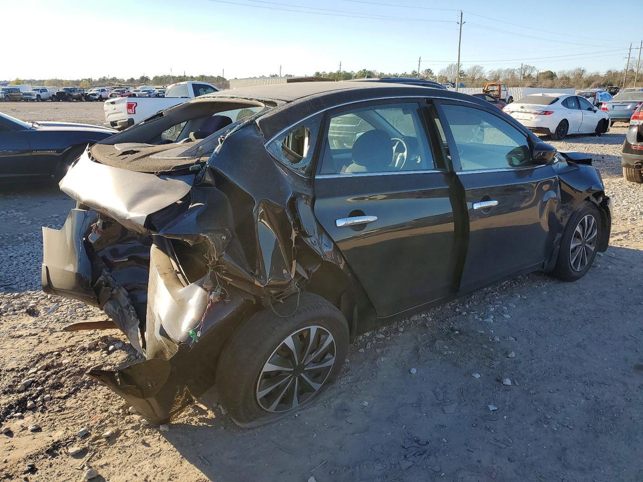 2015 Niss Sentra - Фото 3
