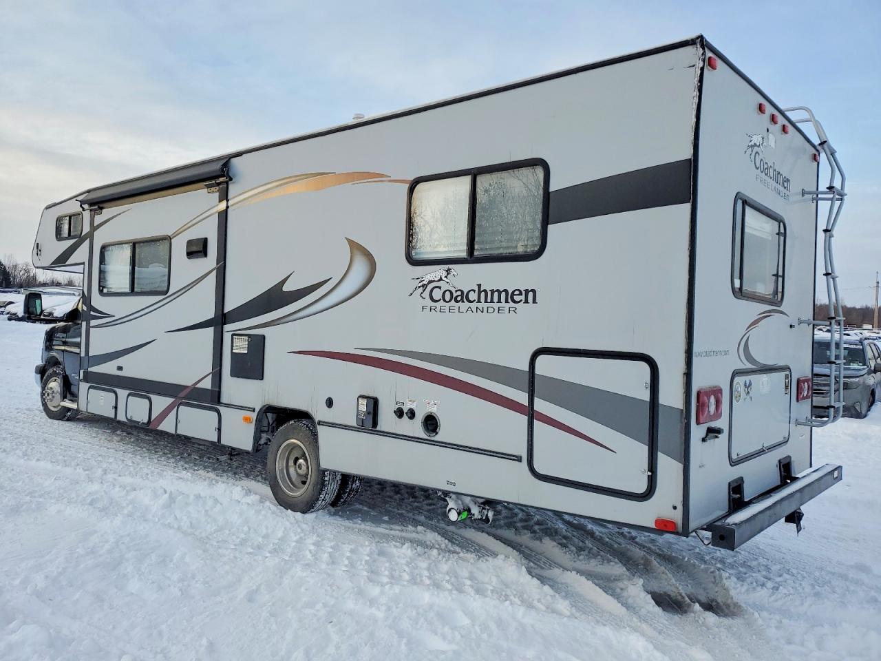 2013 Chevrolet Express G4500 - Image 3