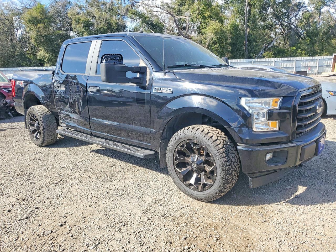 2017 Ford F150 Supercrew - Фото 4