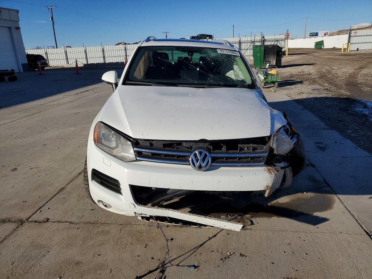 2014 Volkswagen Touareg V6 Tdi - Image 5