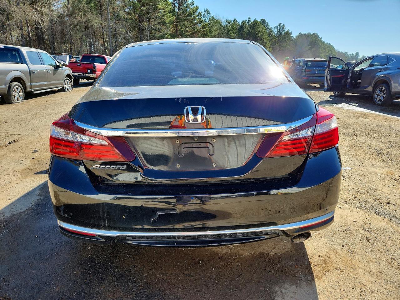 2017 Honda Accord Lx - Фото 6