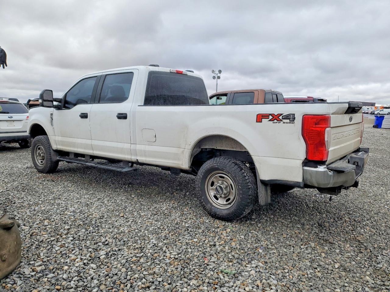 2020 Ford F250 Super Duty - Image 2