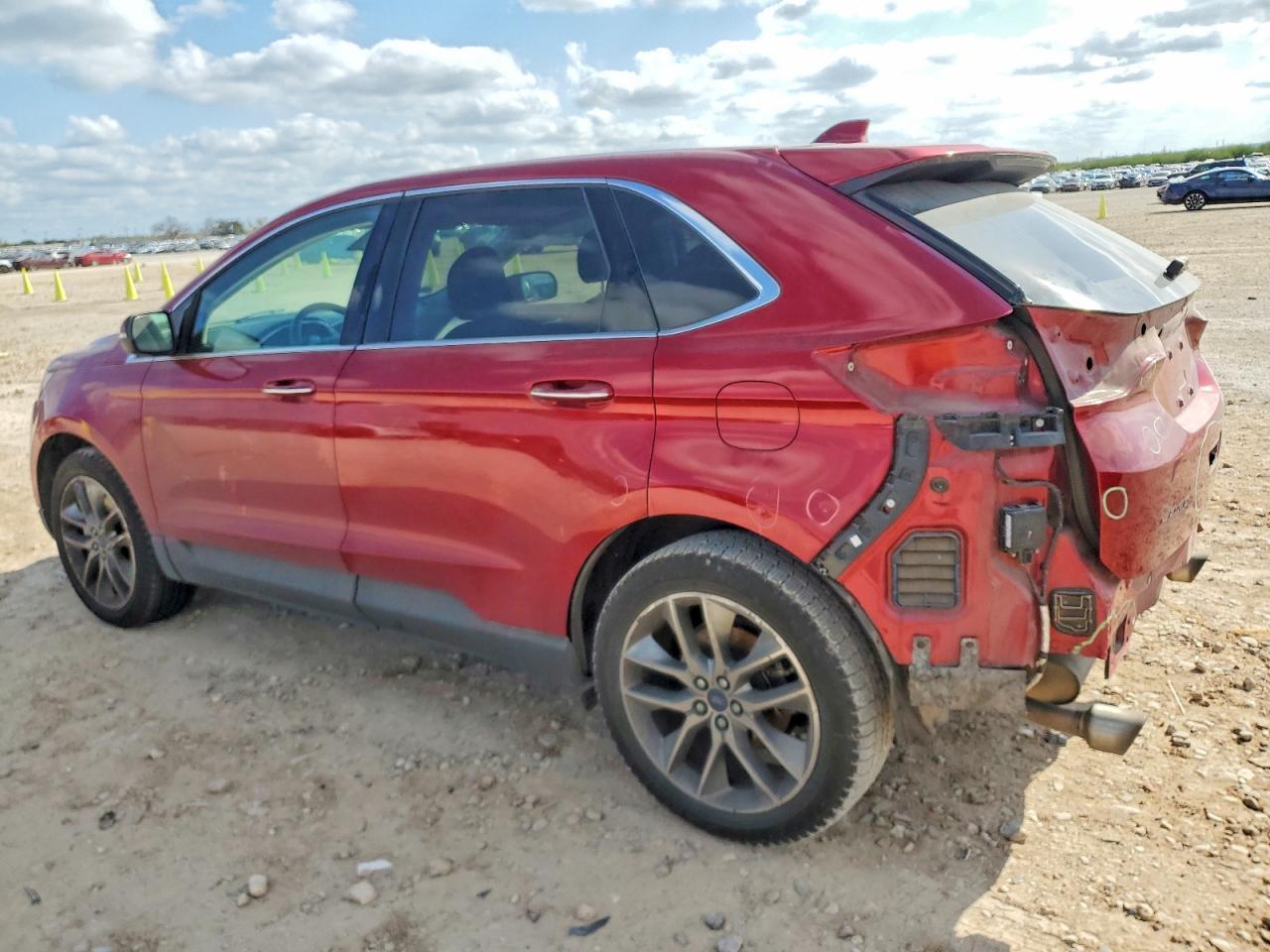 2016 Ford Edge Titanium - Фото 2