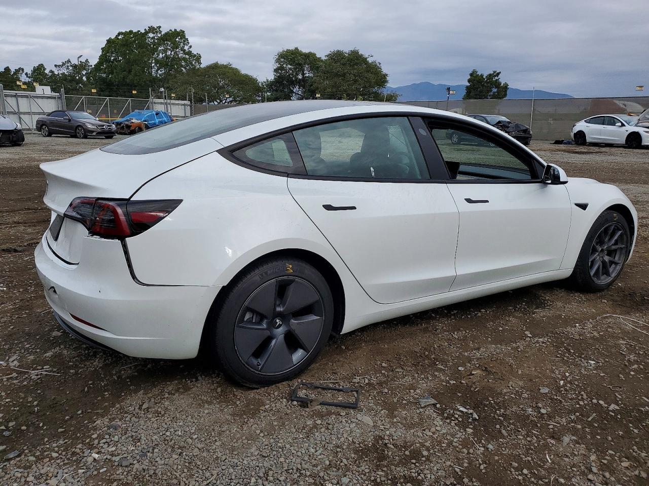 2023 Tesla Model 3 - Image 3