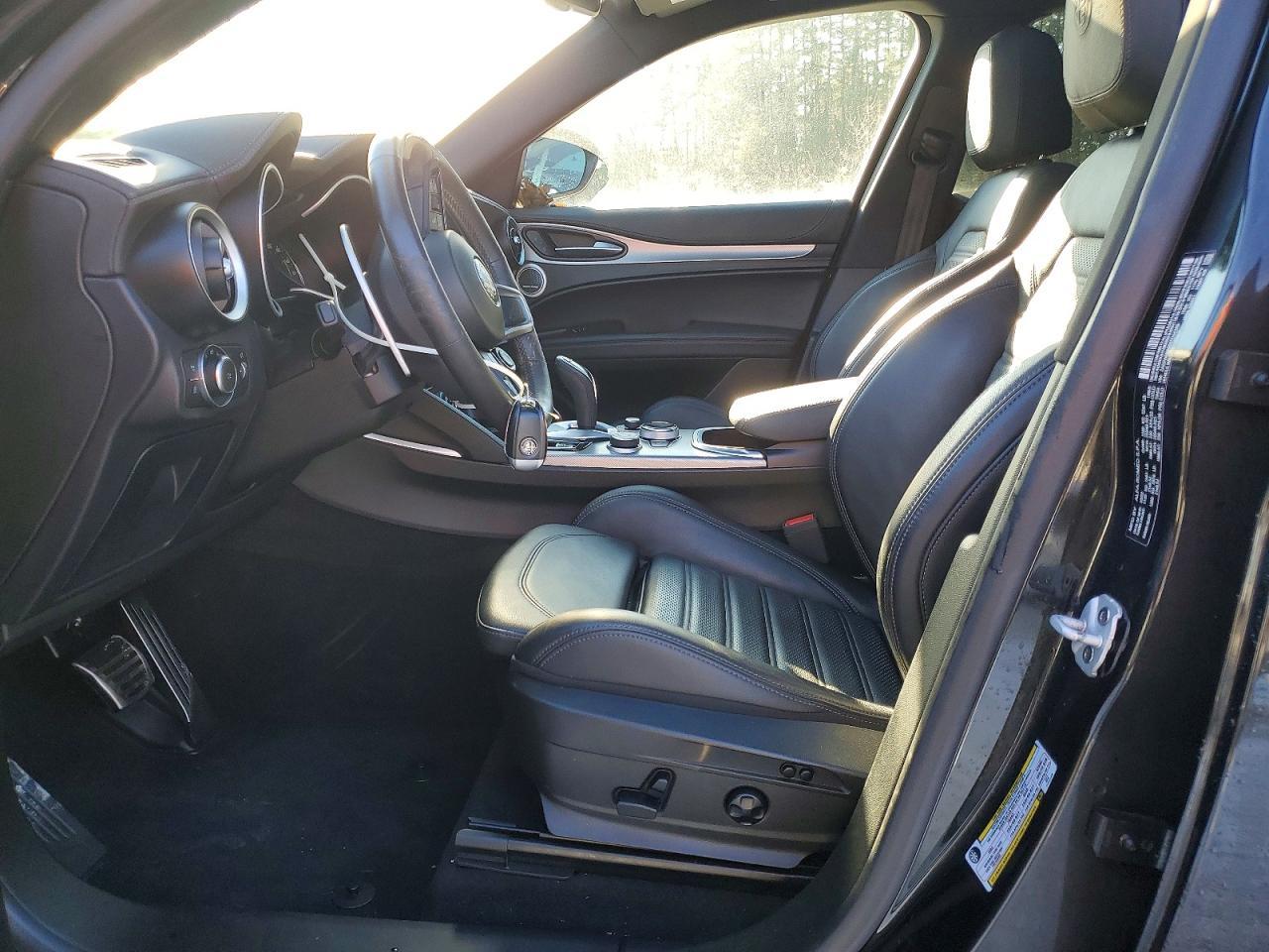 2022 Alfa Romeo Stelvio Ti - Фото 7