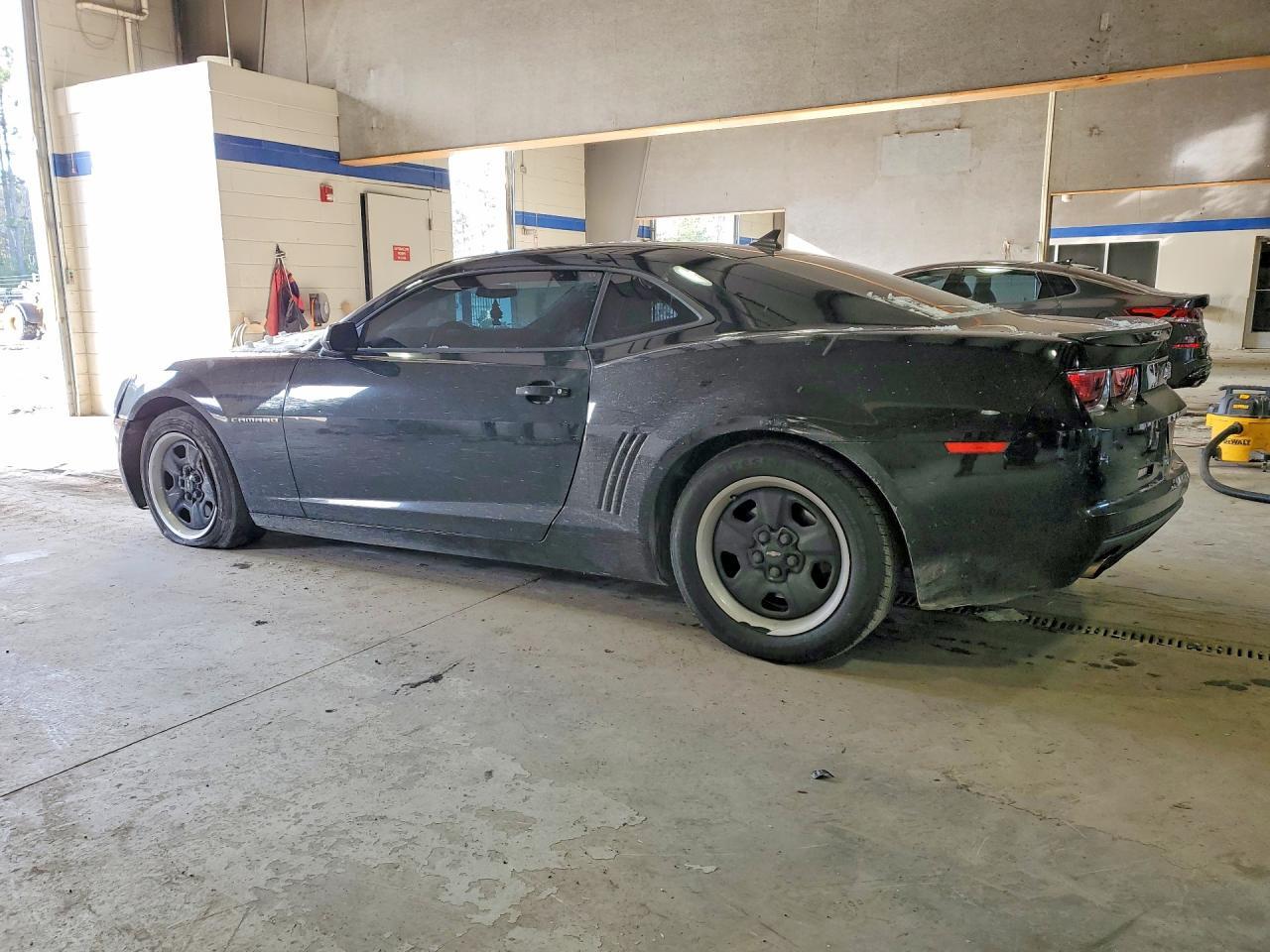2013 Chevrolet Camaro Ls - Image 2
