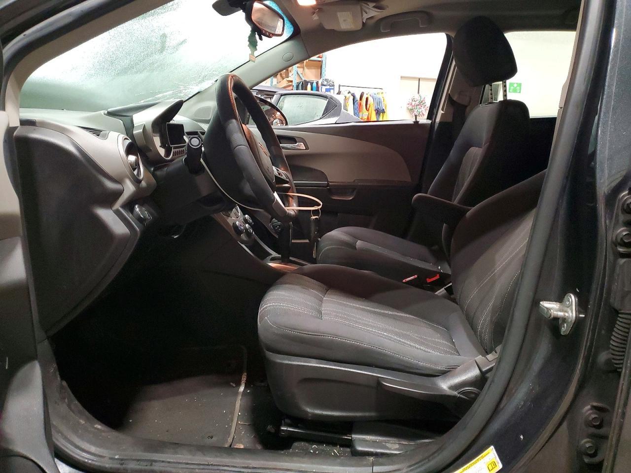 2016 Chevrolet Sonic Lt - Image 7