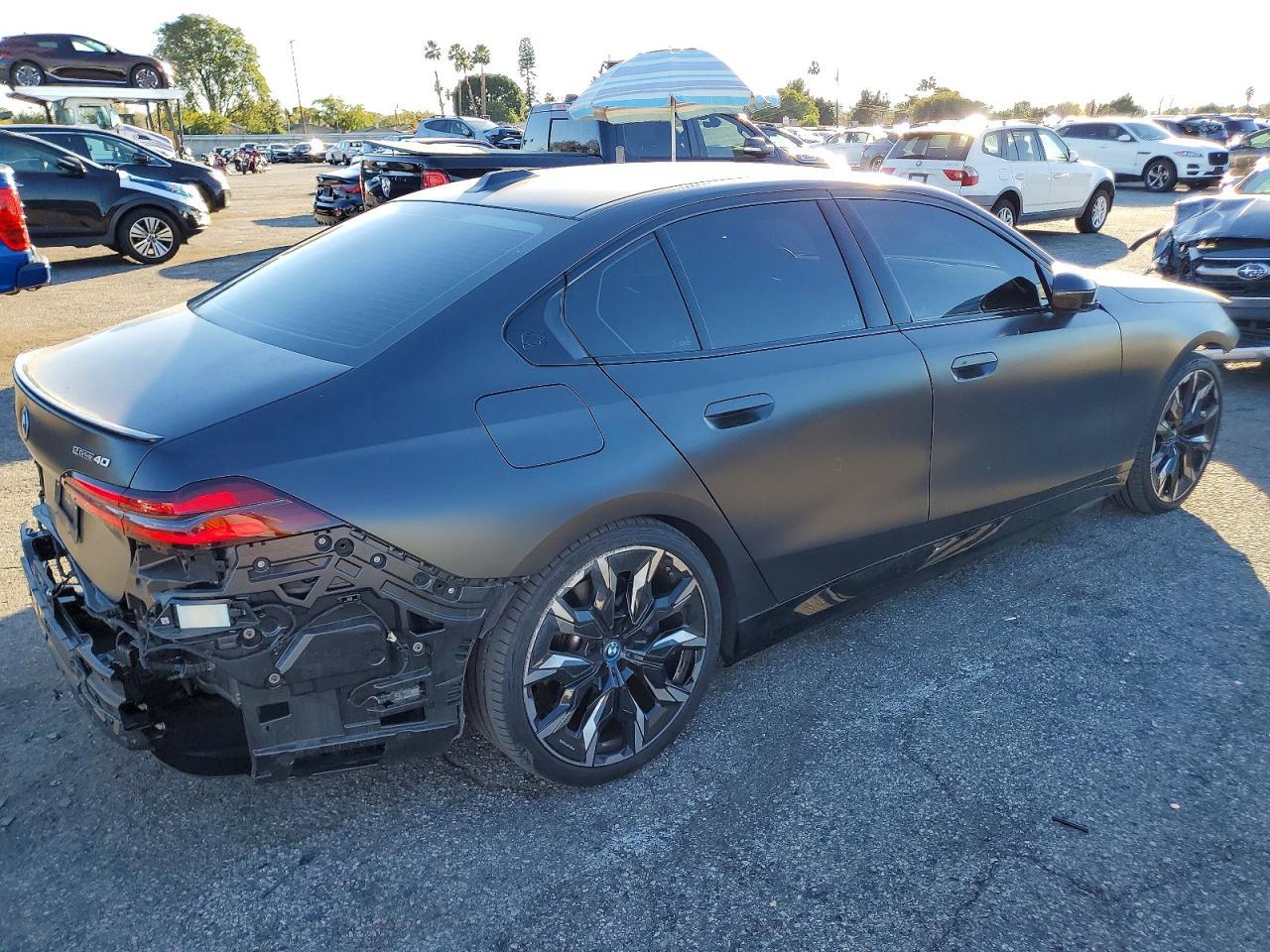 2025 BMW I5 Edrive 40 - Фото 3