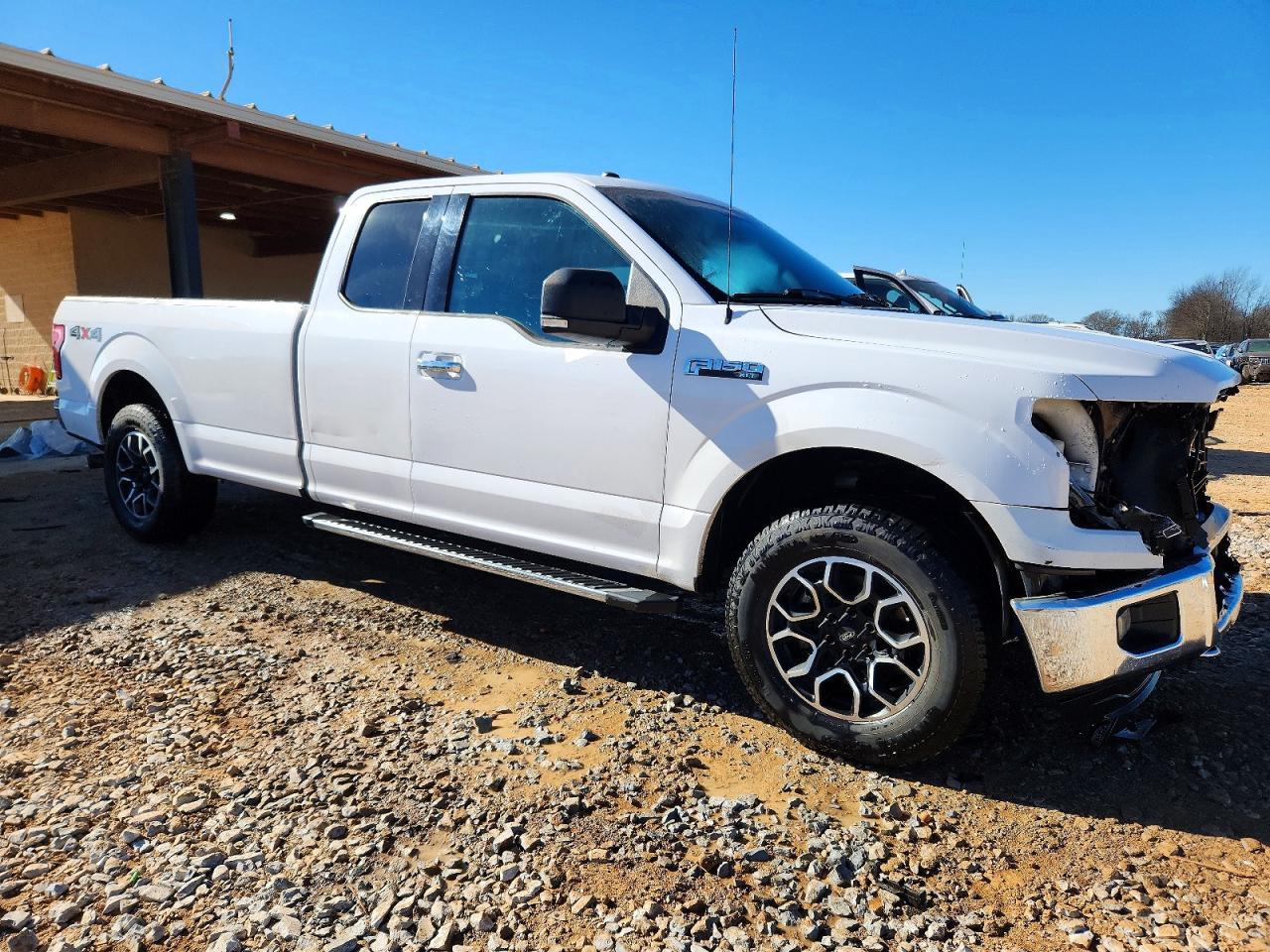 2016 Ford F150 Super Cab - Фото 4