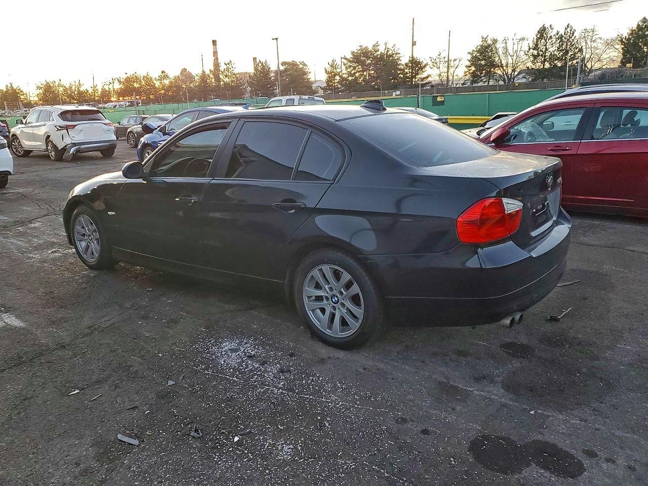 2006 BMW 325 I - Фото 2
