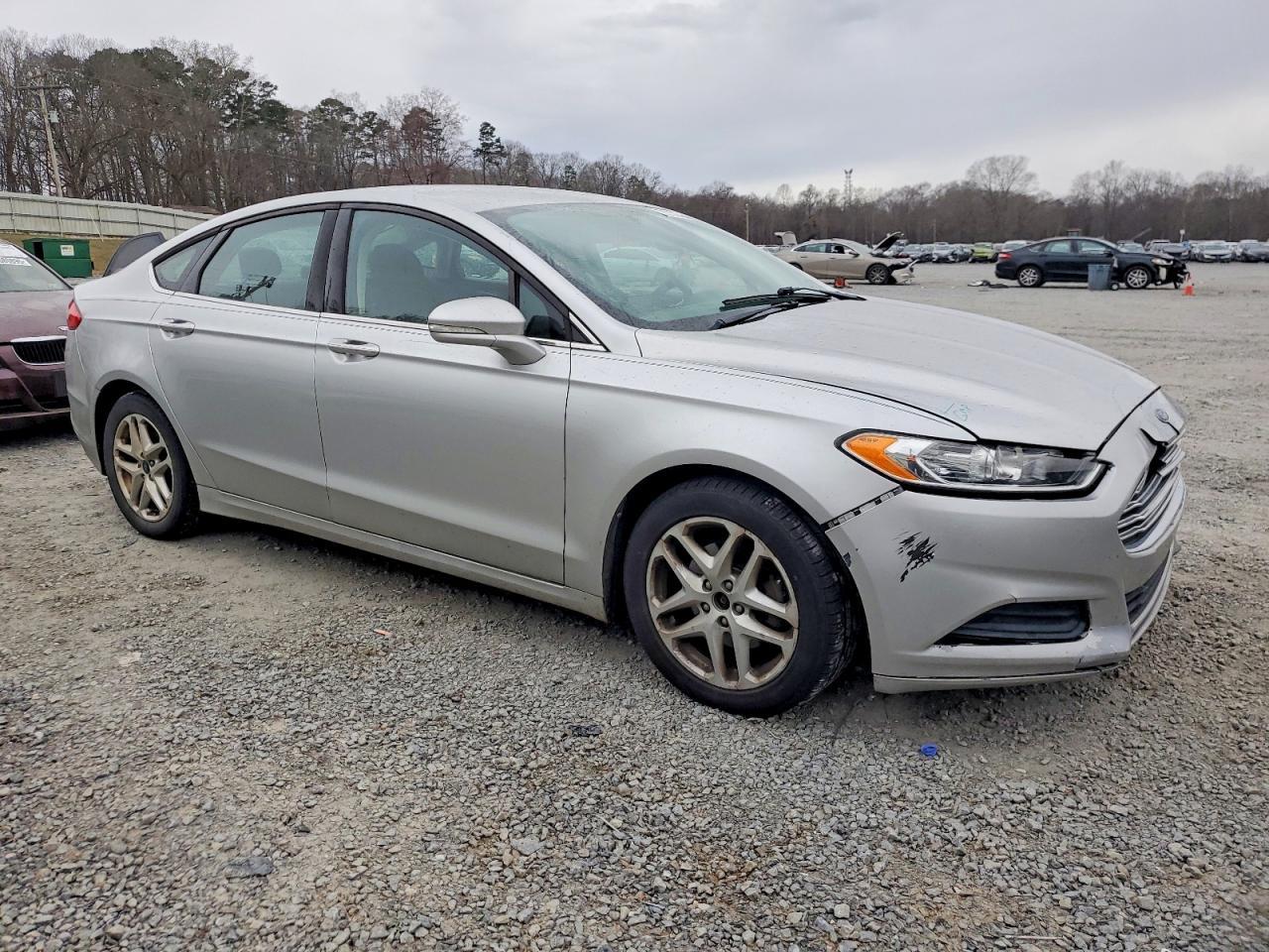 2013 Ford Fusion Se - Фото 4