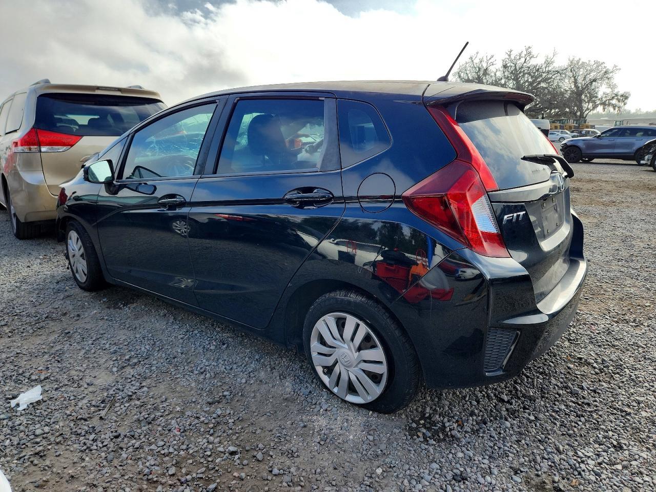 2017 Honda Fit Lx - Image 2