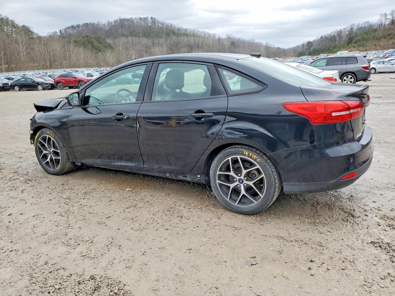2018 Ford Focus Sel - Image 2